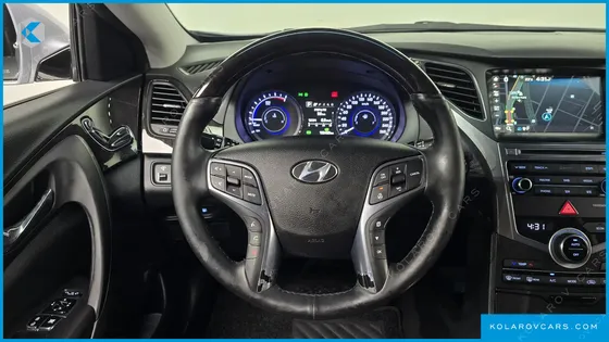 HYUNDAI GRANDEUR PREMIUM