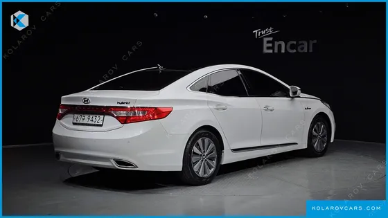 HYUNDAI GRANDEUR PREMIUM