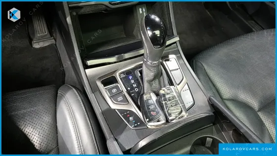HYUNDAI GRANDEUR PREMIUM