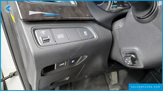 HYUNDAI GRANDEUR PREMIUM