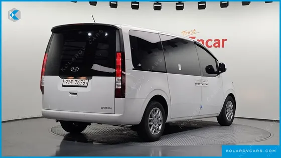 HYUNDAI STARIA CARGO 3-SEATER