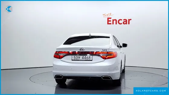 HYUNDAI GRANDEUR PREMIUM