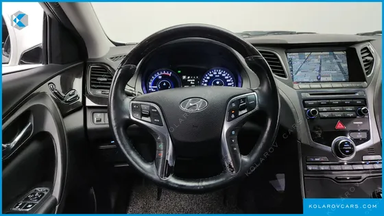 HYUNDAI GRANDEUR PREMIUM