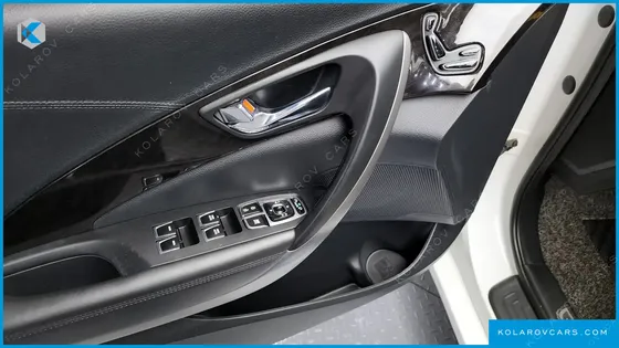 HYUNDAI GRANDEUR PREMIUM