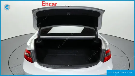 HYUNDAI GRANDEUR PREMIUM