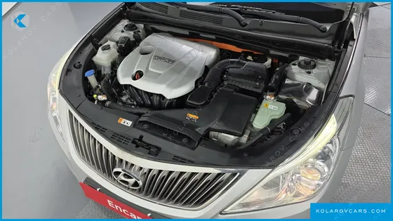 HYUNDAI GRANDEUR PREMIUM