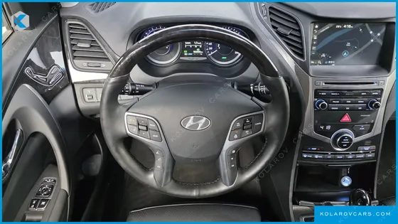HYUNDAI GRANDEUR PREMIUM