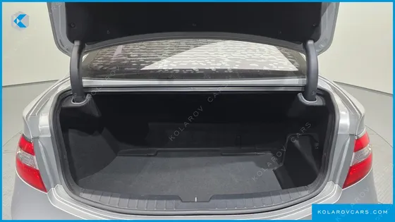 HYUNDAI GRANDEUR PREMIUM
