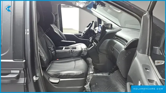 HYUNDAI STARIA CARGO 3-SEATER