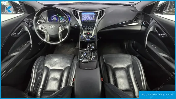 HYUNDAI GRANDEUR PREMIUM