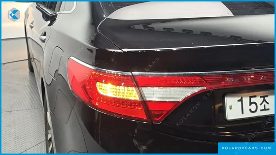HYUNDAI GRANDEUR PREMIUM
