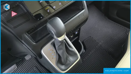 HYUNDAI STARIA HEV 1.6 CARGO 3-SEATER