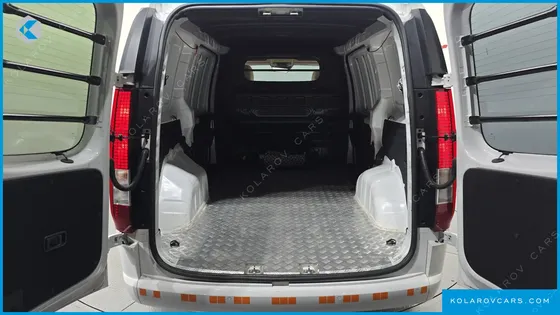 HYUNDAI STARIA HEV 1.6 CARGO 3-SEATER