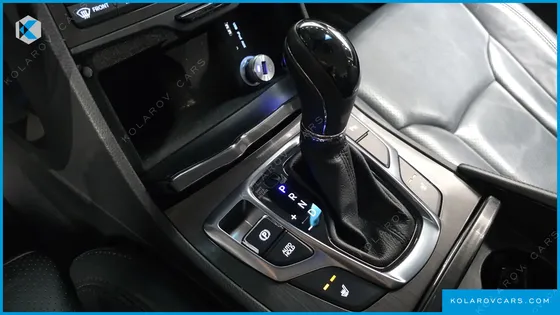 HYUNDAI GRANDEUR PREMIUM
