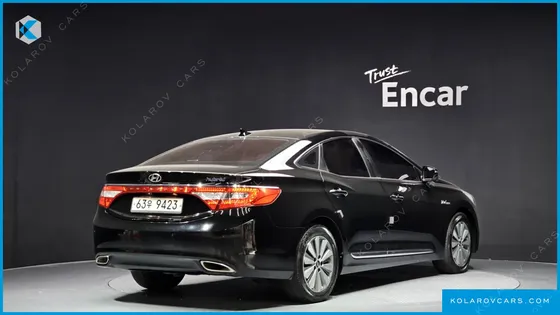 HYUNDAI GRANDEUR PREMIUM