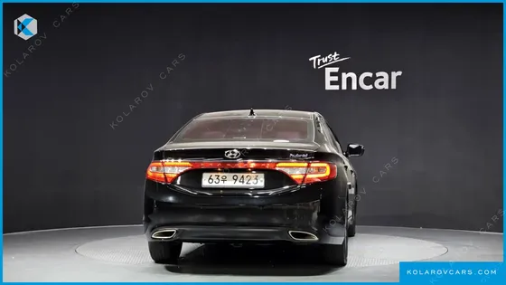 HYUNDAI GRANDEUR PREMIUM