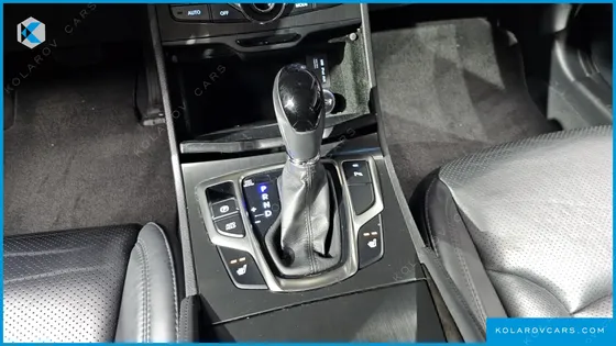 HYUNDAI GRANDEUR PREMIUM