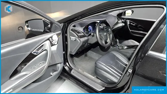 HYUNDAI GRANDEUR PREMIUM