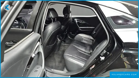 HYUNDAI GRANDEUR PREMIUM