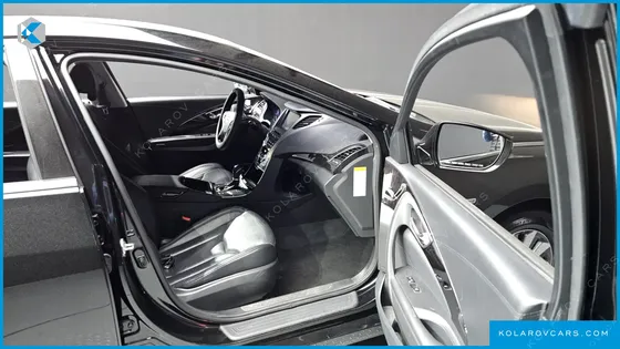HYUNDAI GRANDEUR PREMIUM