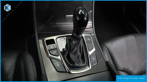 HYUNDAI GRANDEUR PREMIUM