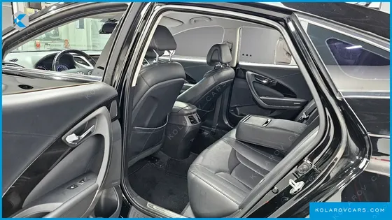 HYUNDAI GRANDEUR PREMIUM
