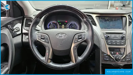 HYUNDAI GRANDEUR PREMIUM