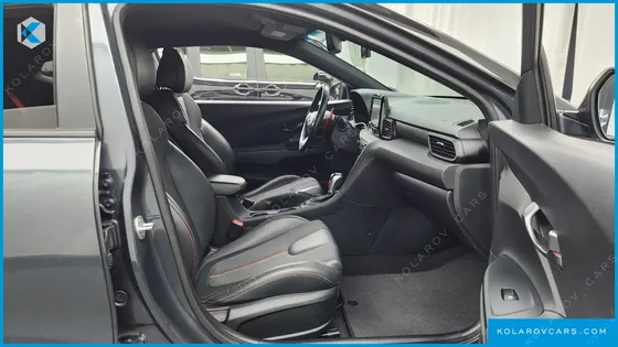 HYUNDAI VELOSTER 1.6 TURBO SPORT