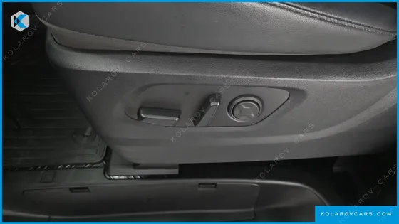 HYUNDAI STARIA TOURER 9-SEATER