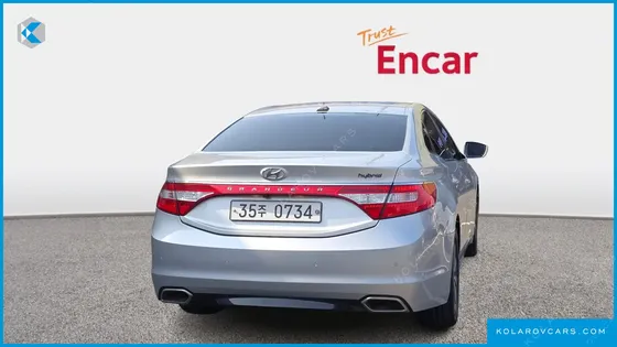 HYUNDAI GRANDEUR PREMIUM COLLECTION