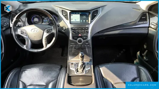 HYUNDAI GRANDEUR PREMIUM COLLECTION