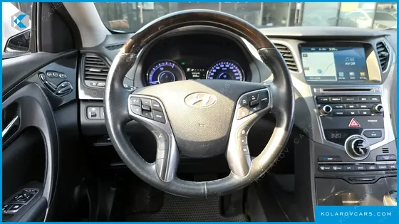 HYUNDAI GRANDEUR PREMIUM COLLECTION