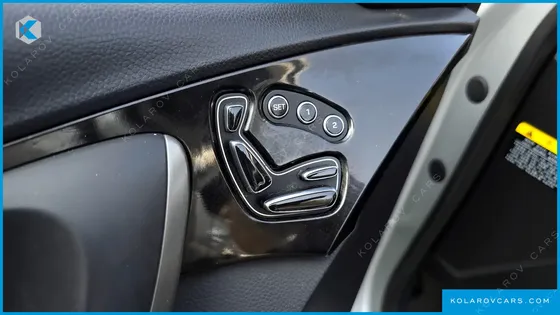 HYUNDAI GRANDEUR PREMIUM COLLECTION