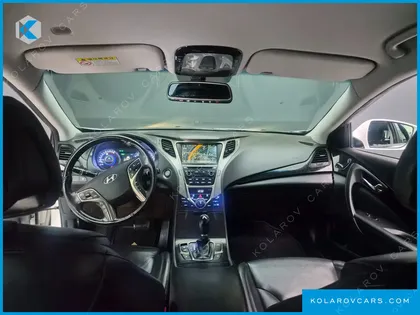 HYUNDAI GRANDEUR PREMIUM