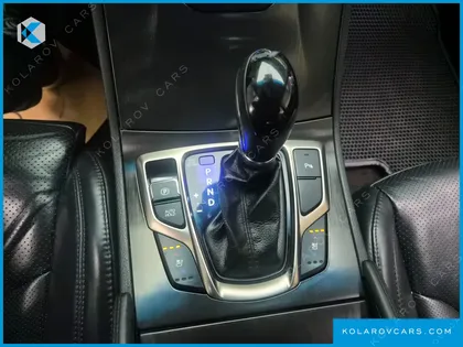 HYUNDAI GRANDEUR PREMIUM