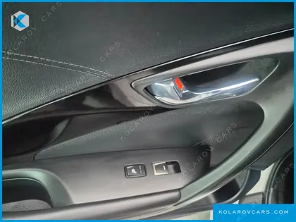 HYUNDAI GRANDEUR PREMIUM