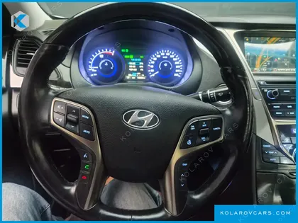 HYUNDAI GRANDEUR PREMIUM