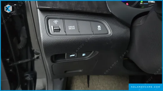 HYUNDAI GRANDEUR PREMIUM