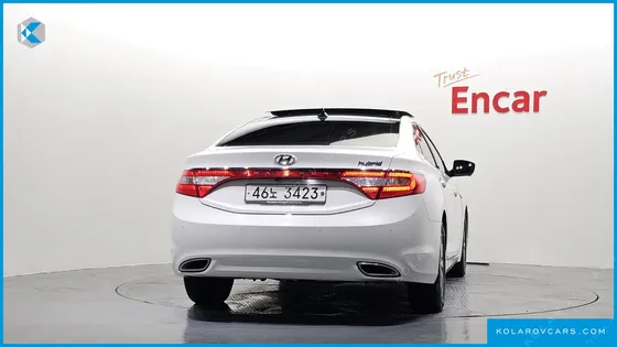 HYUNDAI GRANDEUR PREMIUM