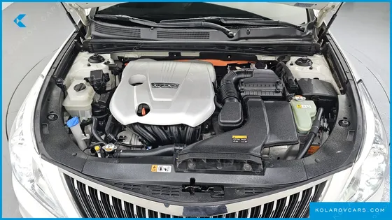HYUNDAI GRANDEUR PREMIUM