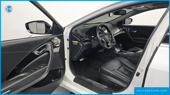 HYUNDAI GRANDEUR PREMIUM