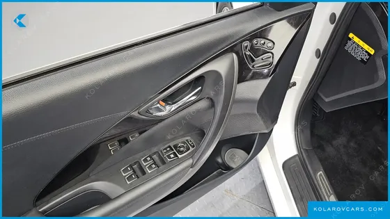 HYUNDAI GRANDEUR PREMIUM