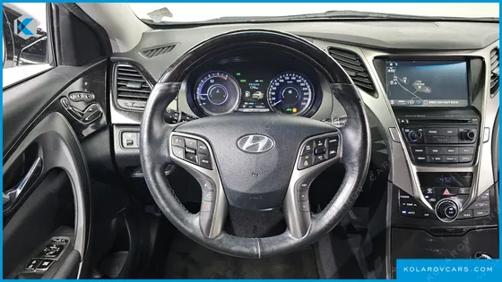 HYUNDAI GRANDEUR PREMIUM