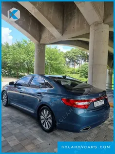 HYUNDAI GRANDEUR PREMIUM