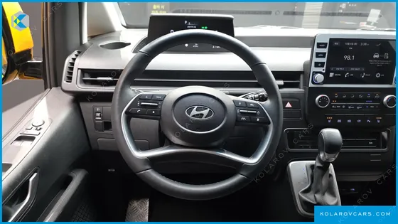 HYUNDAI STARIA L3.5  KINDER SAFETY CAR