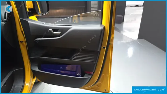 HYUNDAI STARIA L3.5  KINDER SAFETY CAR