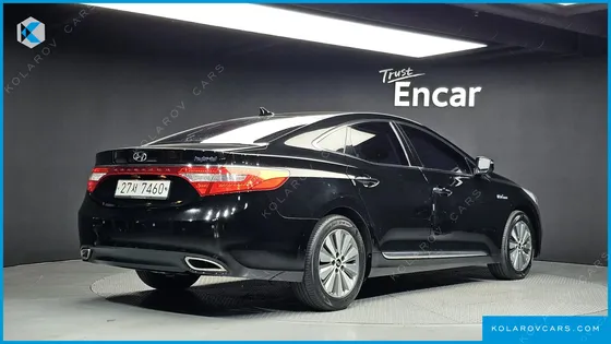 HYUNDAI GRANDEUR PREMIUM