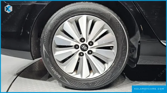 HYUNDAI GRANDEUR PREMIUM