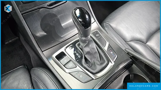 HYUNDAI GRANDEUR PREMIUM