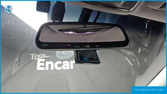 HYUNDAI GRANDEUR PREMIUM